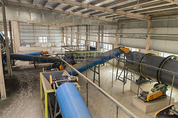 新疆十萬噸有機無機復混肥生產(chǎn)線發(fā)貨