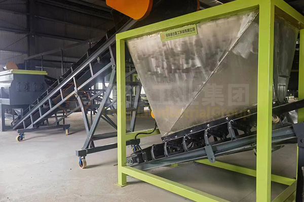 有機肥緩存料倉