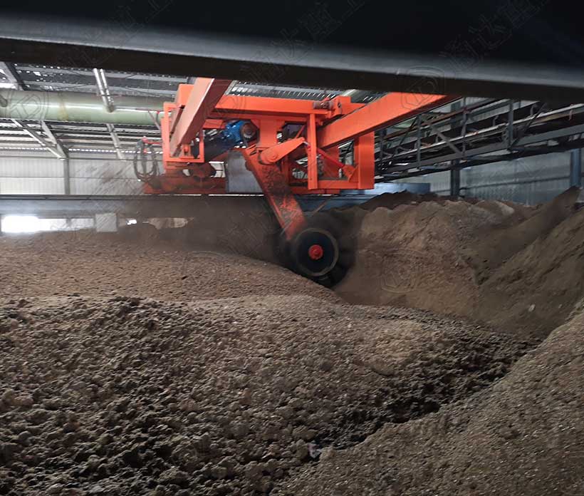 航吊葉輪輪盤式翻堆機肥料加工設備生產廠家