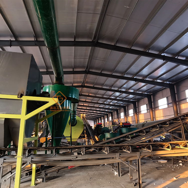 年產(chǎn)2萬噸顆粒狀羊糞有機(jī)肥加工機(jī)械價(jià)格多少錢