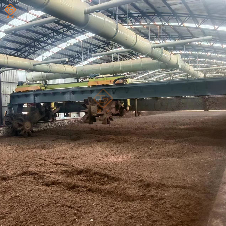 養(yǎng)殖場雞糞發(fā)酵有機(jī)肥的設(shè)備