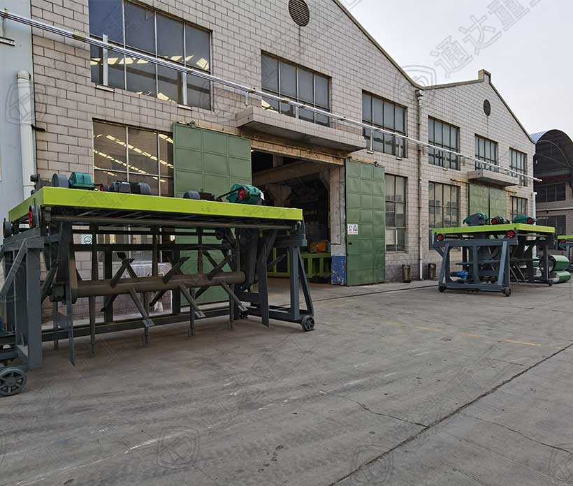 養雞場4米槽式堆肥翻拋機設計方案、特點優勢