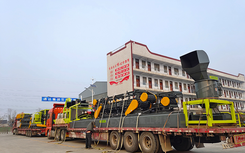 有機肥發酵翻拋機選購攻略,附常見類型詳細對比